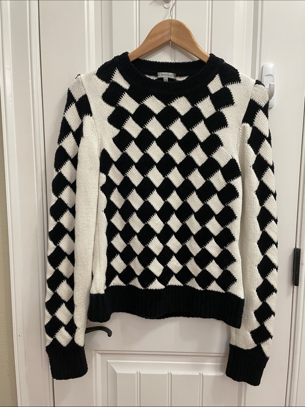 MARELLA Made In Italy Black and White Diamond-Pattern Crew Neck Sweater